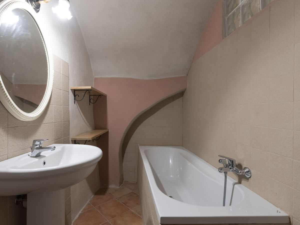 Appartement 3 pièces rénové avec terrasse à Tavole - Photo 21