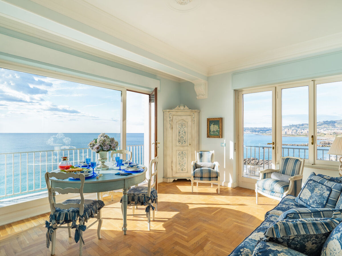 Appartement pieds dans l'eau à Riva Ligure - Photo 2
