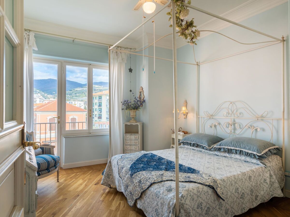 Pieds dans l'eau 2 – Apt 90 m² vue mer à Riva Ligure - Photo 4