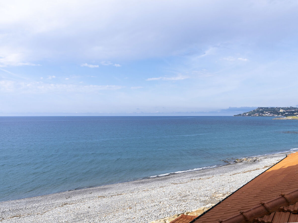 Pieds dans l'eau 2 – Apt 90 m² vue mer à Riva Ligure - Photo 5
