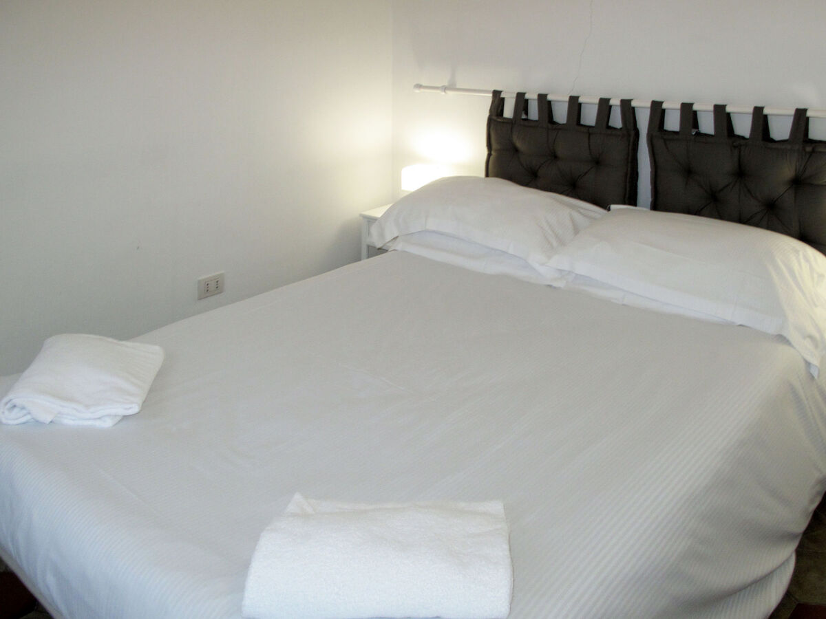 Ginevra, appartement 2 ch à Finalborgo, jardin 500 m² - Photo 9