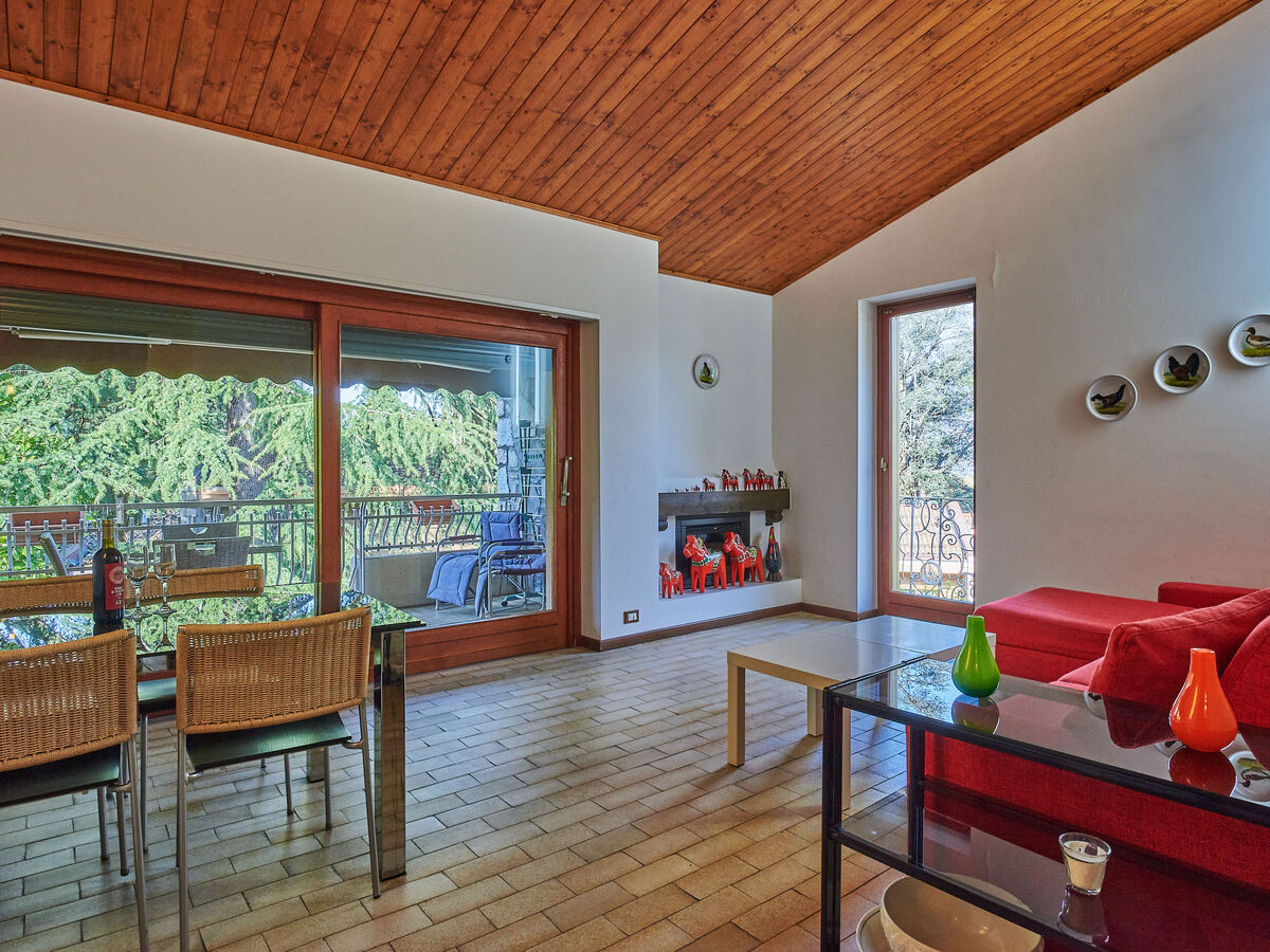 Appartement Hermitage à Porto Valtravaglia, 150 m du lac - Photo 3