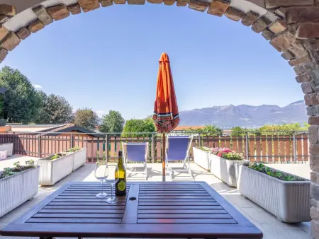 Studio 30 m² Residenza Agrifoglio avec terrasse à Luino - Photo 4