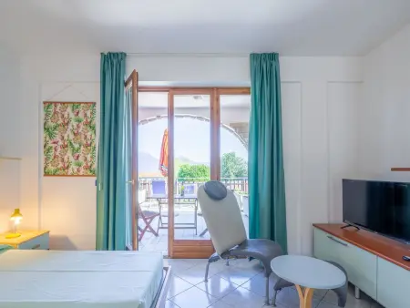Studio 30 m² Residenza Agrifoglio avec terrasse à Luino - Photo 6