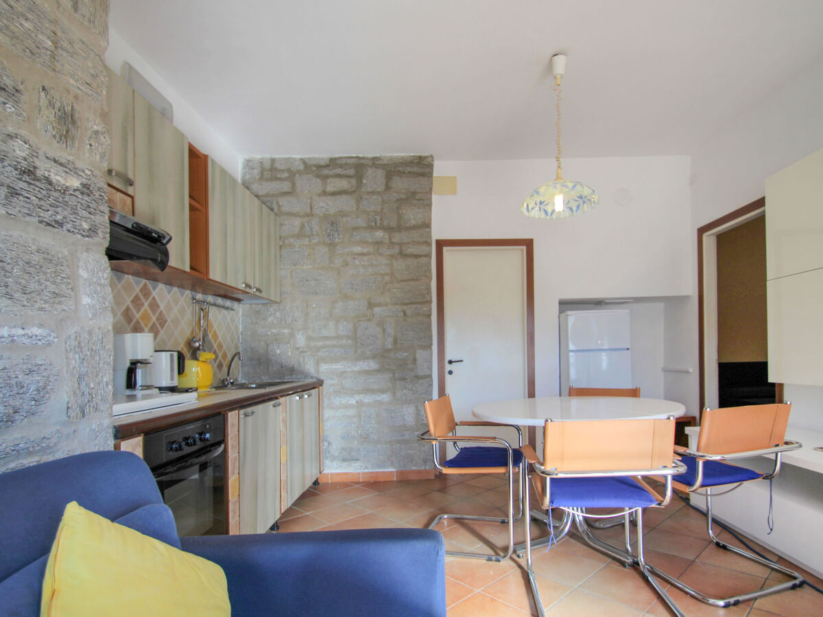 Residenza Agrifoglio – Apt 60 m² avec piscine à Luino - Photo 4