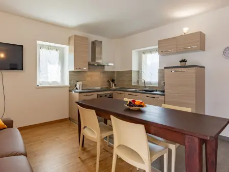 Gruf, Appartement 5 personnes à Lago di Mezzola - Photo 5