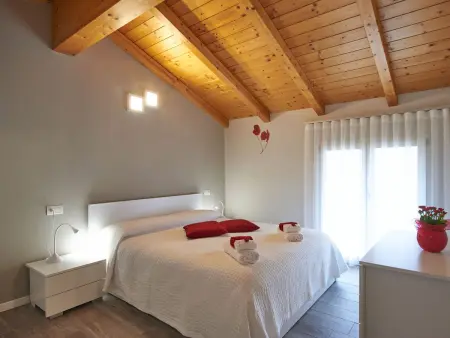 Cà Ben – Appartement 70 m² rénové, vue lac à Dongo : photo 8