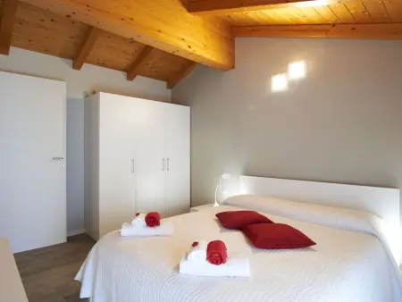 Cà Ben – Appartement 70 m² rénové, vue lac à Dongo : photo 10