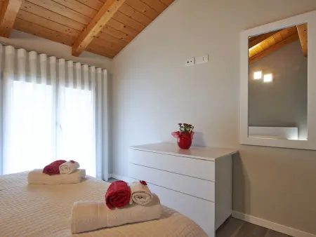 Cà Ben – Appartement 70 m² rénové, vue lac à Dongo : photo 11