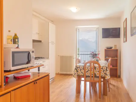 Alloro : appartement 3 chambres, vue lac et piscine - Photo 6