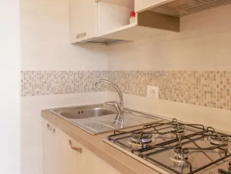 Alloro : appartement 3 chambres, vue lac et piscine - Photo 8