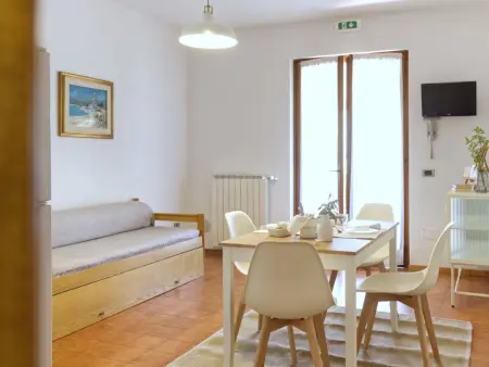 Le Rasole - Appartement 2 pièces rénové à Garda : photo 5