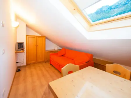 Enrosadira, appartement 2 pièces à Canazei
