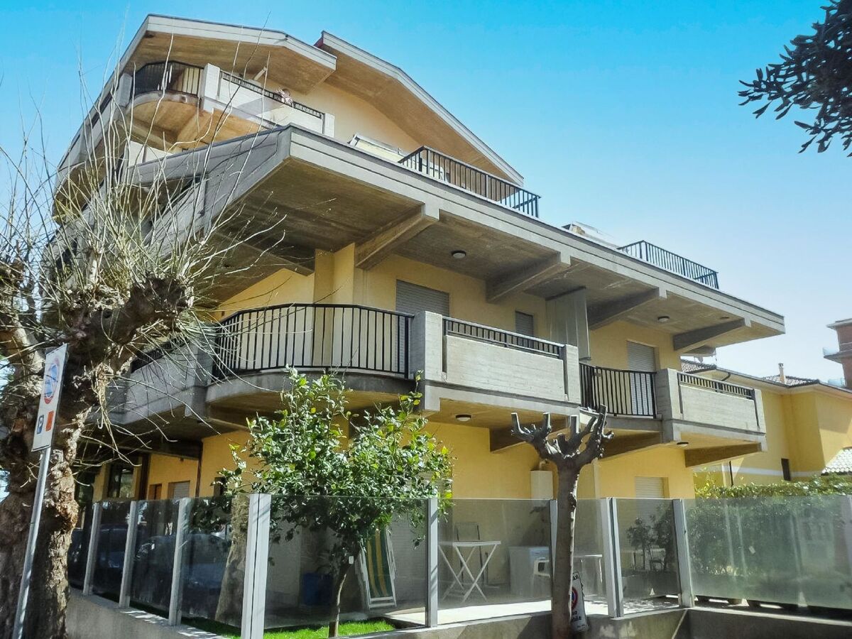Studio vue mer à Silvi Marina, plage à 50 m - Photo 2
