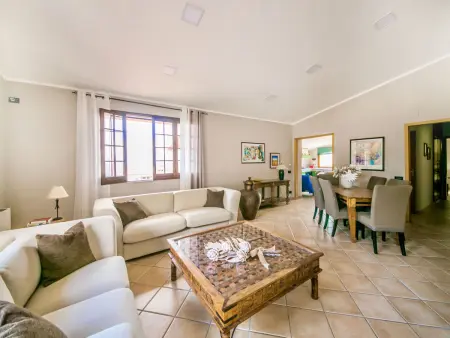 Bouganville di Patrizia – Appartement 3 ch avec piscine : photo 4