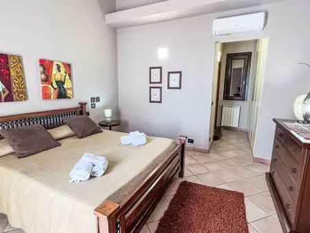 Bouganville di Patrizia – Appartement 3 ch avec piscine : photo 15