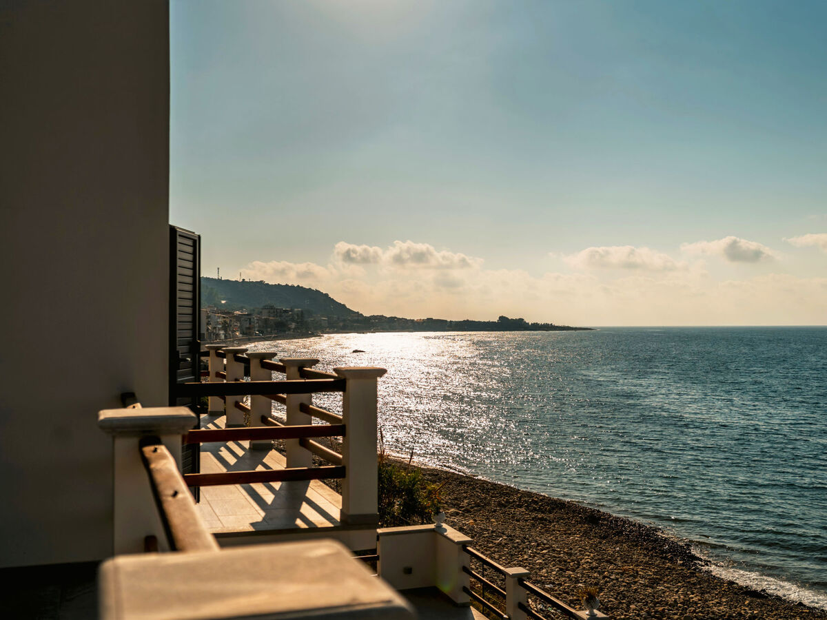 Pinta – Appartement face à la mer à Marina di Caronia - Photo 4