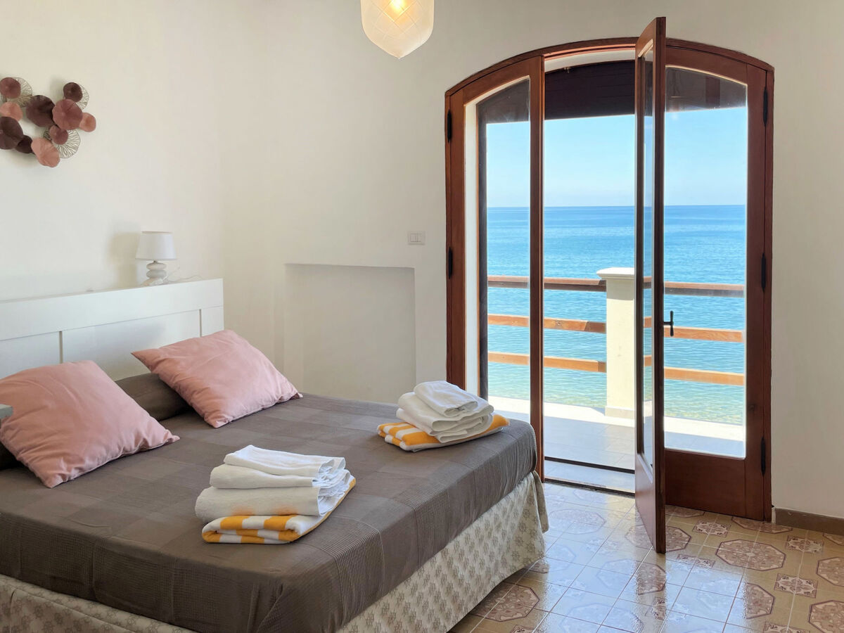 Pinta – Appartement face à la mer à Marina di Caronia - Photo 10
