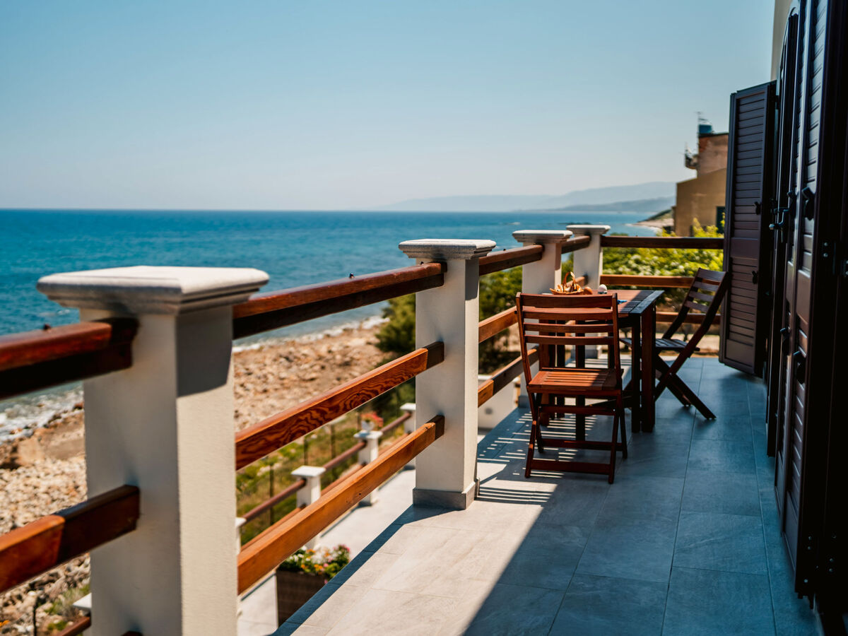 Pinta – Appartement face à la mer à Marina di Caronia - Photo 12