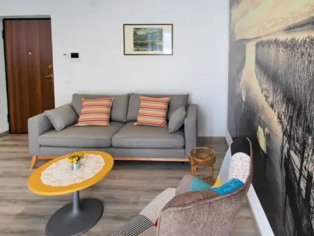 Tucano – Appartement 62m² rénové à Luino : photo 6