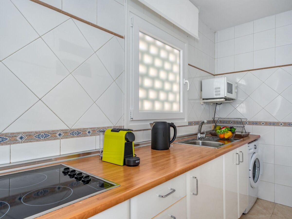 Appartement Benasol à 400 m de la plage et du port de plaisance - Photo 11