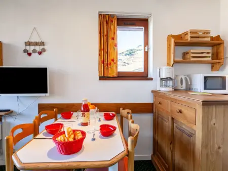 Nécou 505 : Appartement aux pieds des pistes aux Ménuires : photo 10