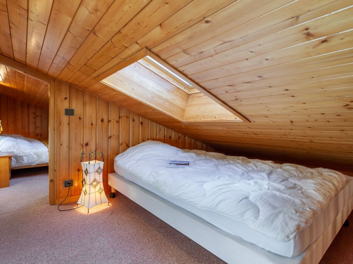 Studio 35 m² mansardé, balcon vue montagne à Saint-Gervais - Photo 10