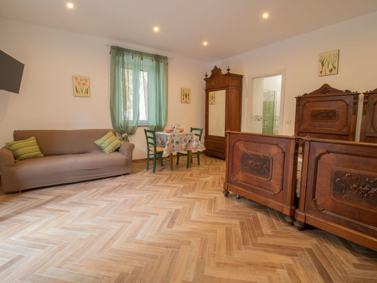 Studio Alighieri à 100 m du lac de Bolsena, jardin privatif - Photo 8