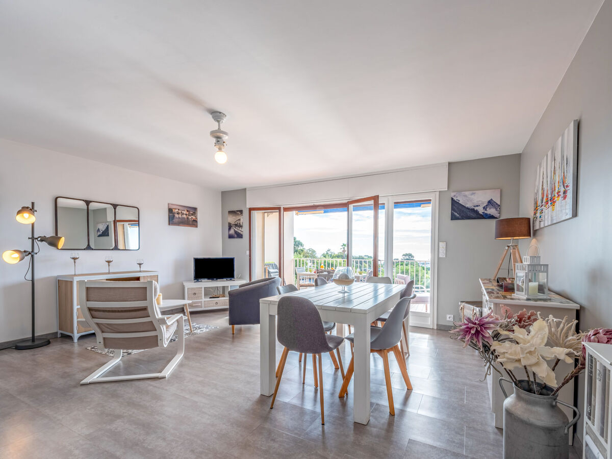 Les Mimosas – Apt 2 pièces rénové, vue mer à Cavalaire - Photo 6