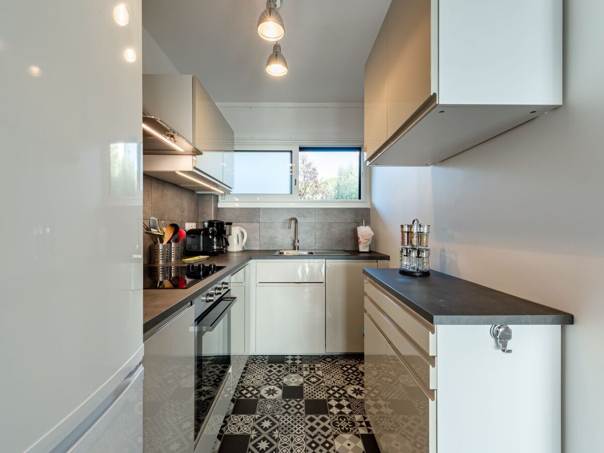 Les Mimosas – Apt 2 pièces rénové, vue mer à Cavalaire - Photo 10