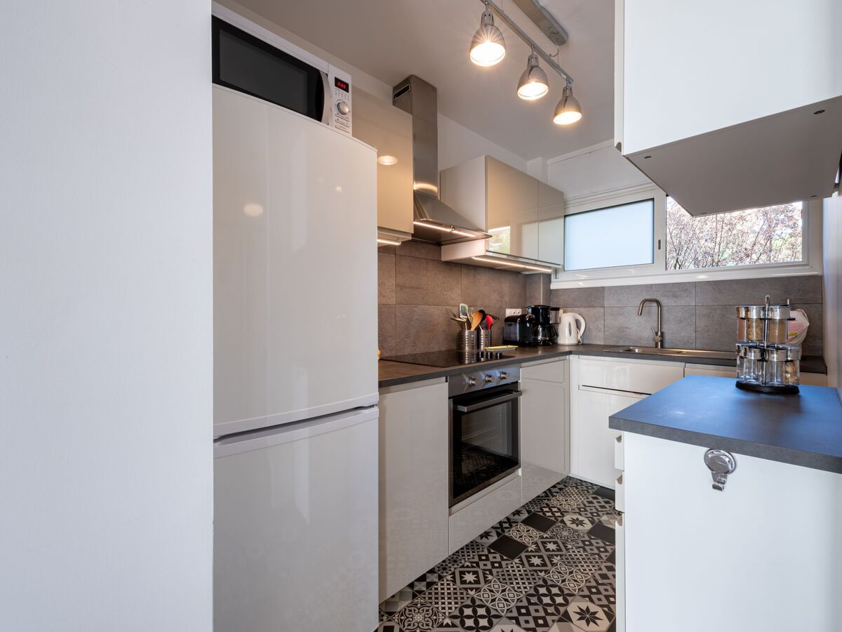 Les Mimosas – Apt 2 pièces rénové, vue mer à Cavalaire - Photo 11