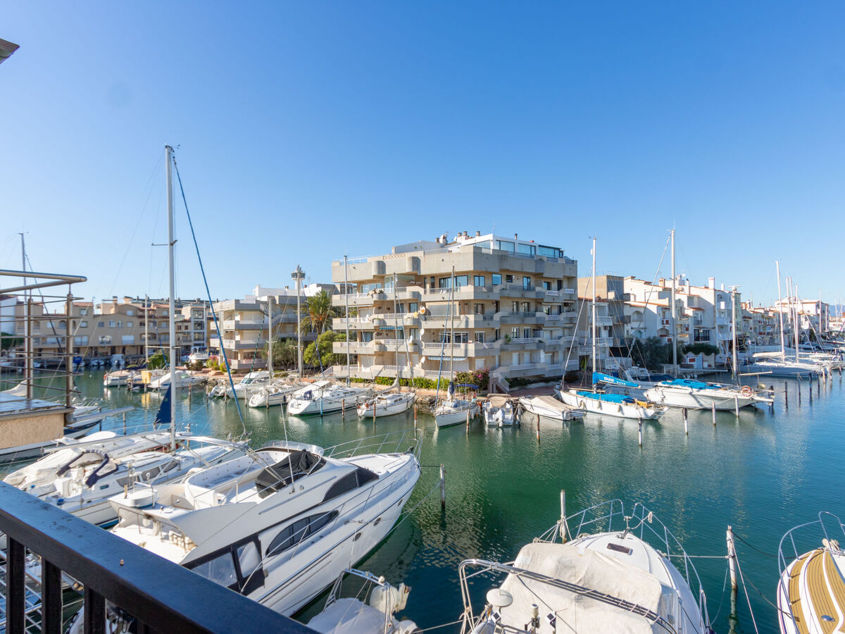 Appartement Port Primer, 120 m de la mer à Empuriabrava - Photo 15