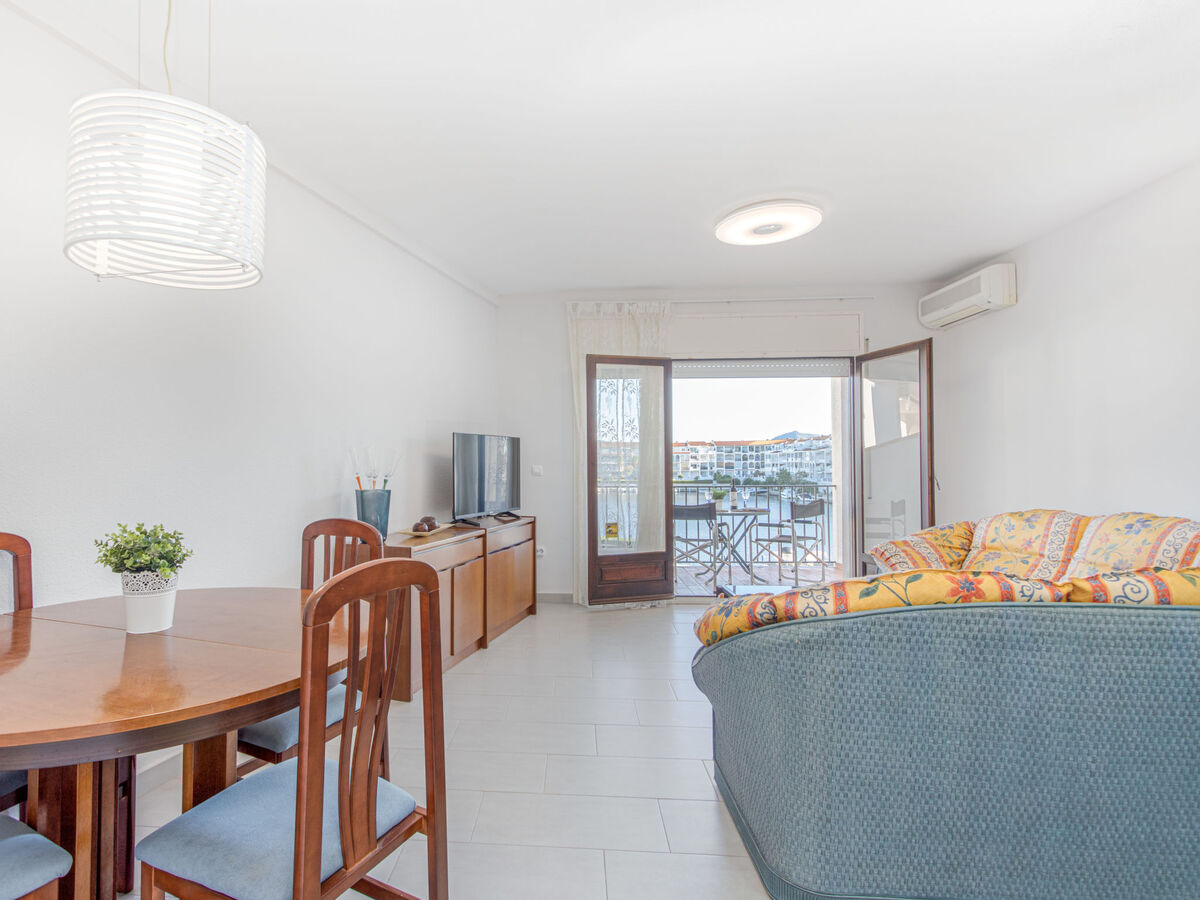 Appartement Sant Maurici à Empuriabrava, vue sur lac - Photo 9
