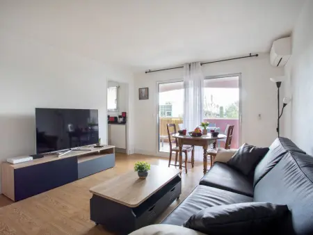 Le Tivoli, studio rénové 30 m² à 600 m de la plage : photo 2