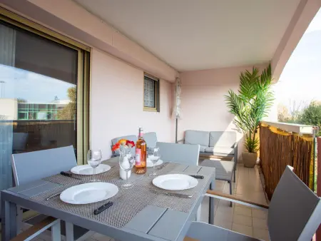 Le Tivoli, studio rénové 30 m² à 600 m de la plage : photo 5