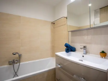 Le Tivoli, studio rénové 30 m² à 600 m de la plage : photo 14