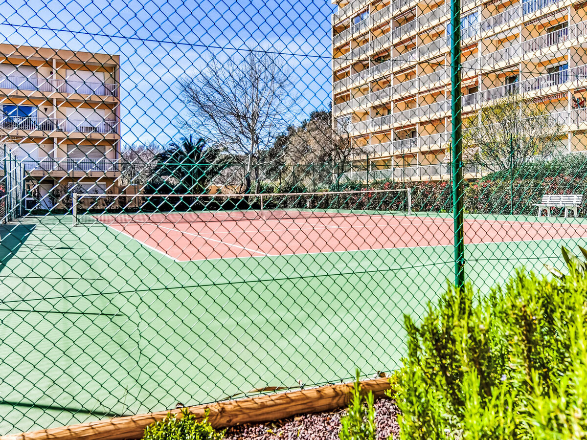 Apt 2 pièces Le Lavandou, 150 m de la plage - Photo 4