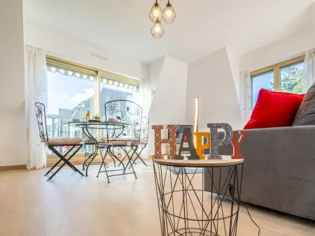 Appartement Marie Antoinette, balcon, à 450 m de la mer : photo 2