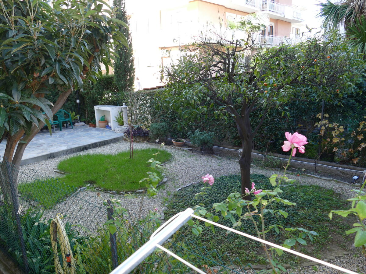 Alessandro - Appartement 2 pièces à 350 m de la mer - Photo 2