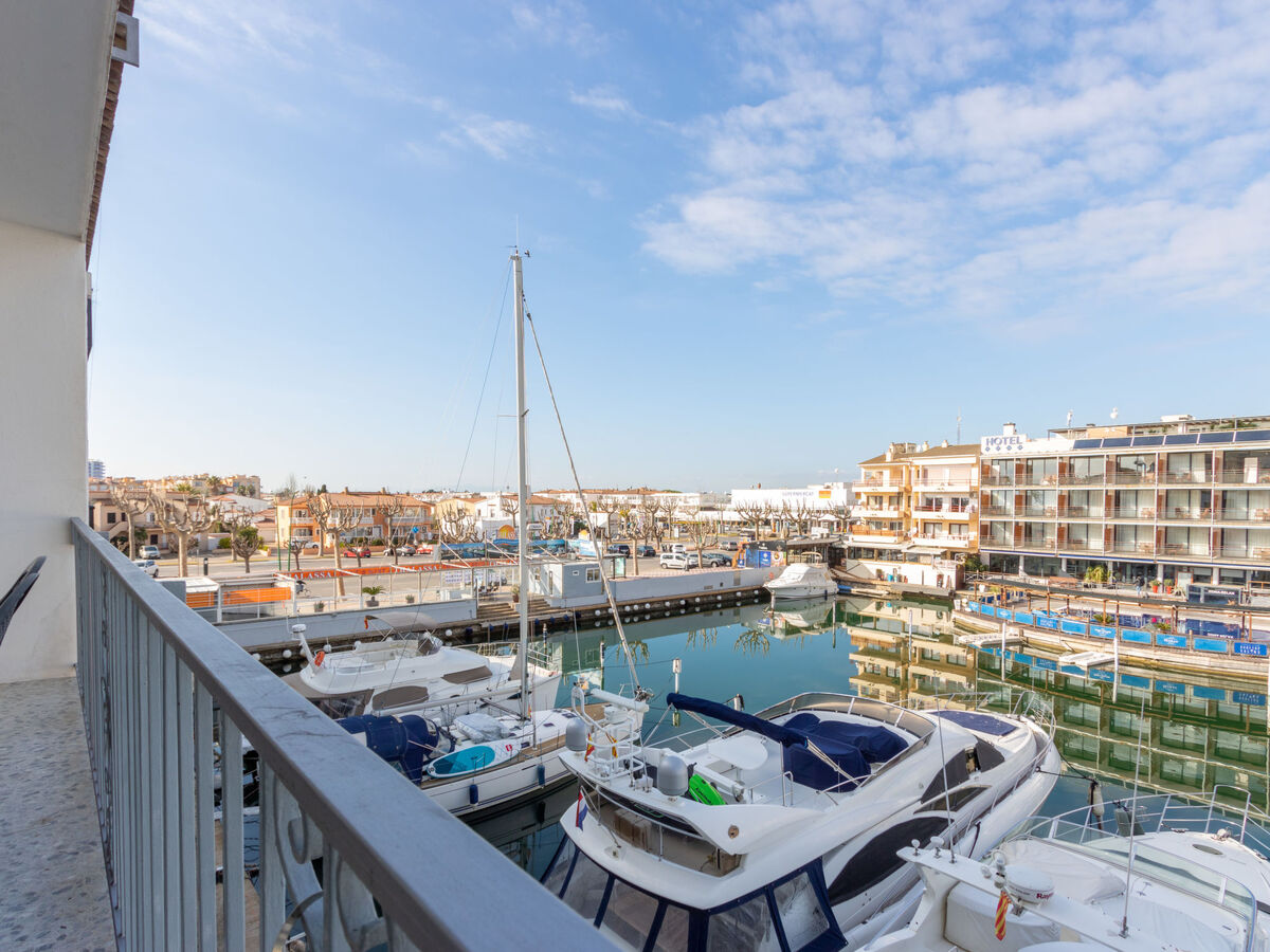Appartement Port Salins, vue canal à Empuriabrava - Photo 15