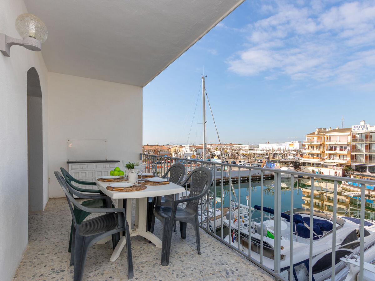Appartement Port Salins, vue canal à Empuriabrava - Photo 17