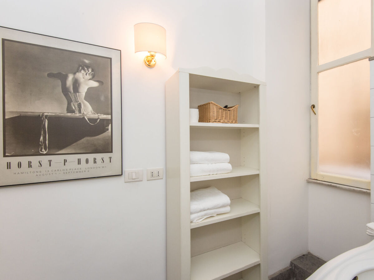 Appartement Romantico – terrasse, Centro Storico Rome - Photo 25
