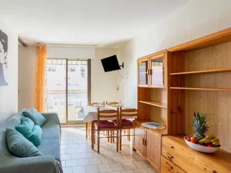 Appartement Saint James au Lavandou, 200 m de la plage : photo 2