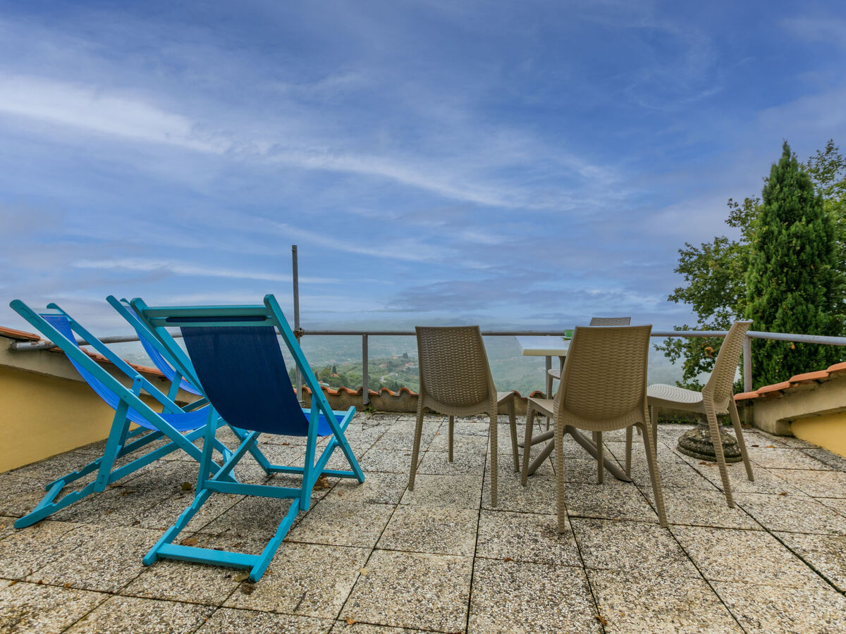 Appartement Dalia à Vinci avec piscine et vue panoramique - Photo 12