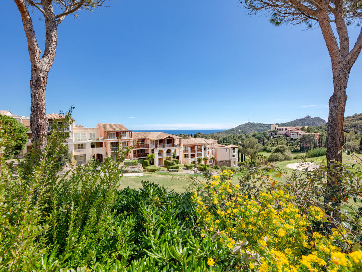 Appartement L'Esquinade, vue mer au Village Cap Estérel - Photo 18