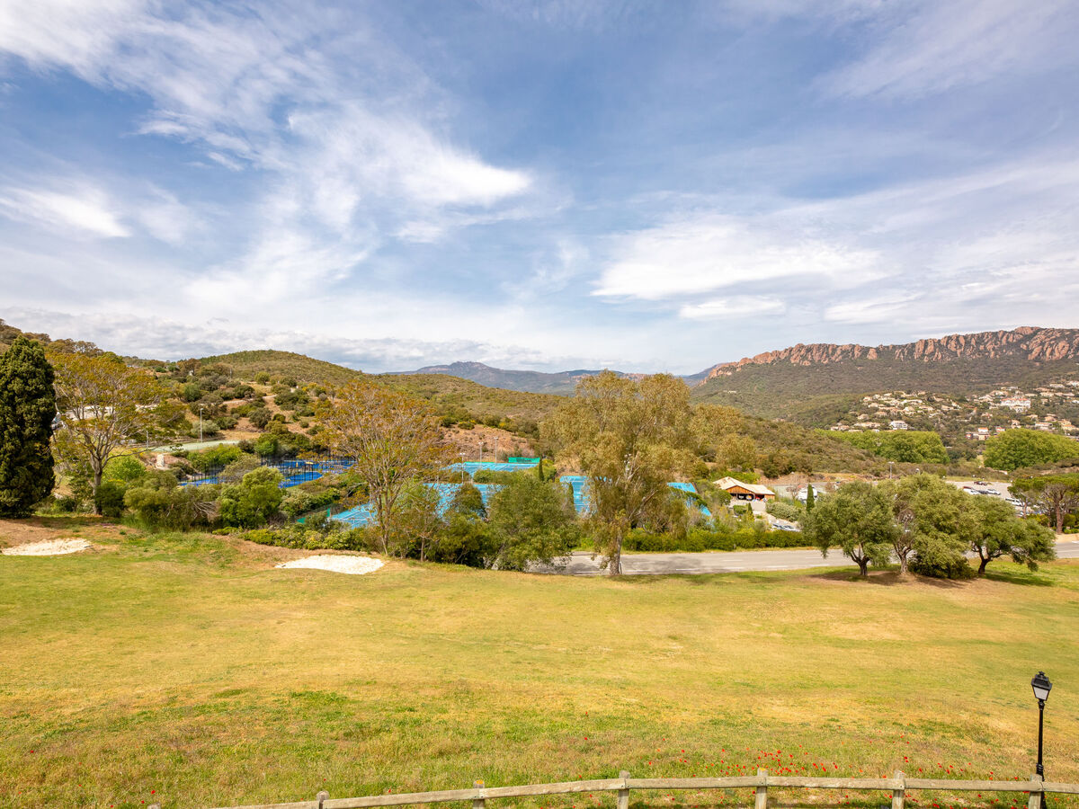 Appartement L'Esquinade – Village Cap Estérel, vue golf - Photo 17