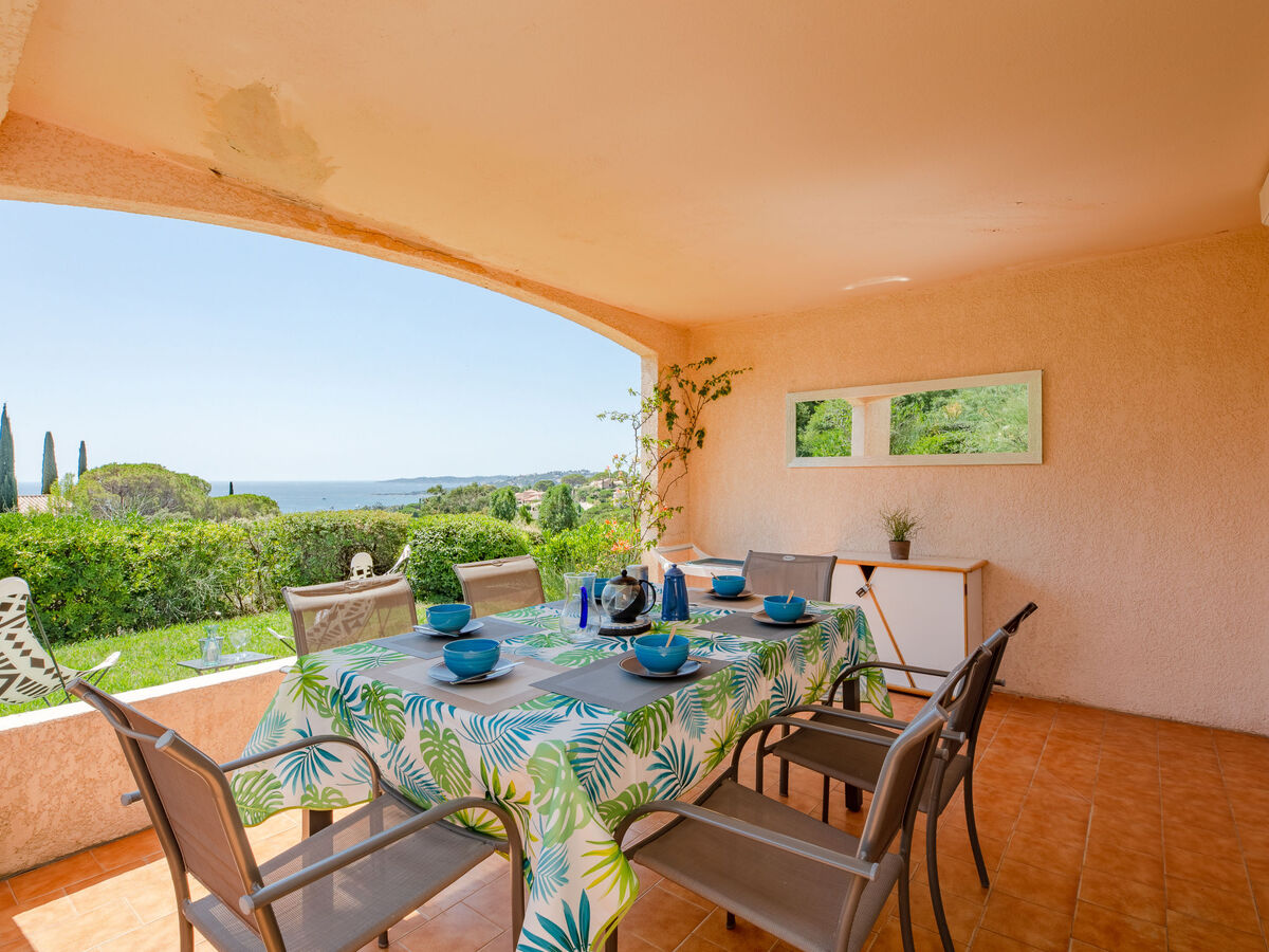 Apt 3 pièces Sainte Maxime, vue mer & terrasse 20m² - Photo 2