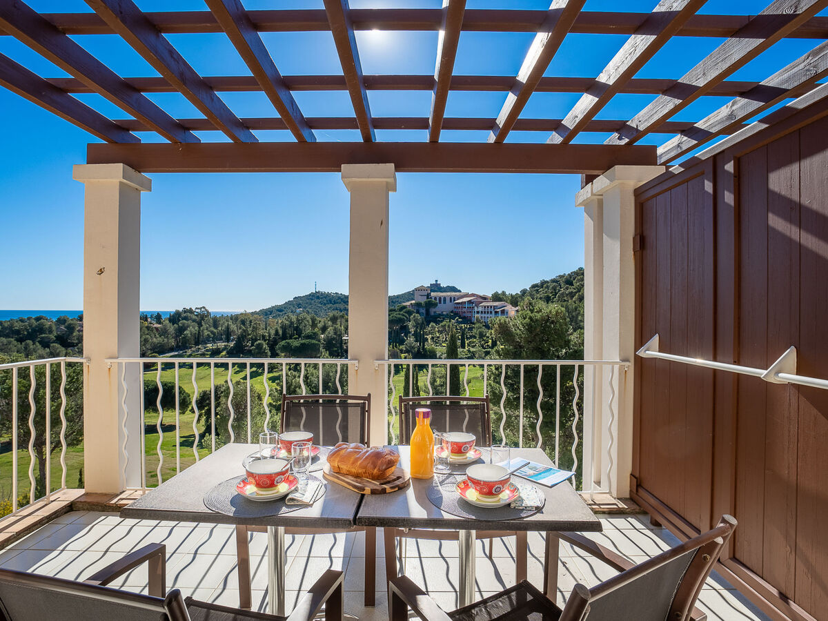 Appartement L'Esquinade – vue mer, golf et 5 piscines à Agay - Photo 12