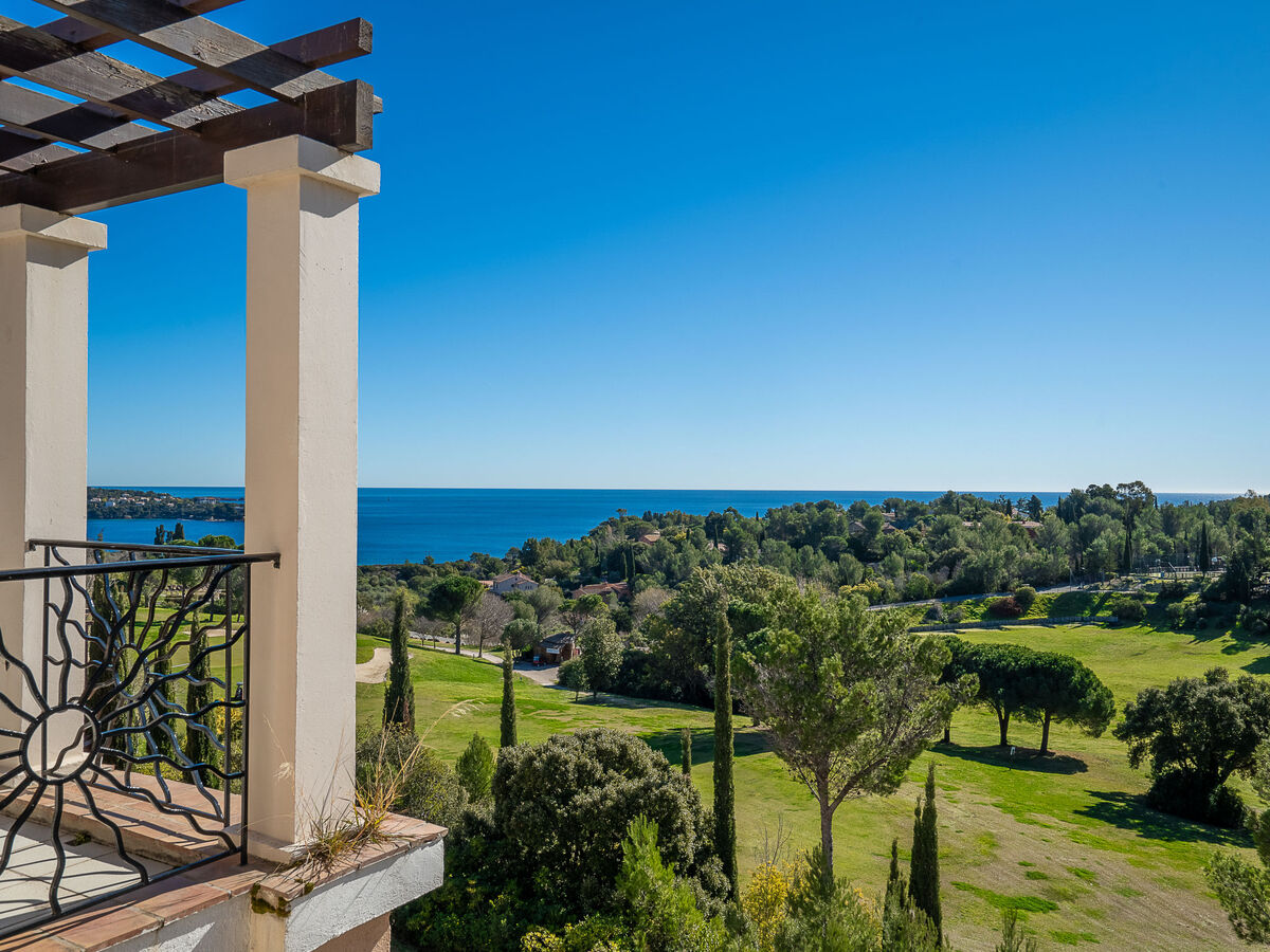 Appartement L'Esquinade – vue mer, golf et 5 piscines à Agay - Photo 14