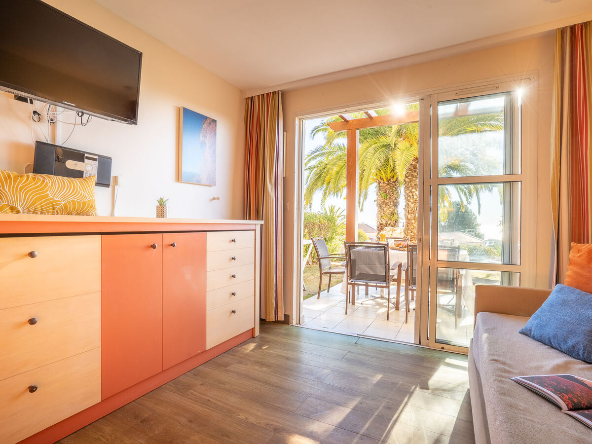 Appartement vue mer au Cap Estérel, rez-de-chaussée avec jardinet - Photo 3
